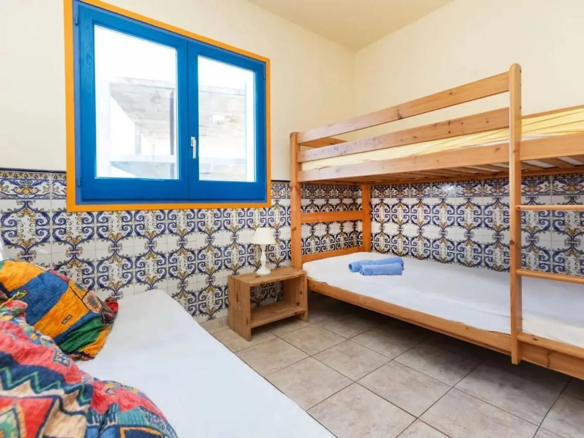 Ferienhaus Pretty House, 3 Bedrooms, Llança Spanien